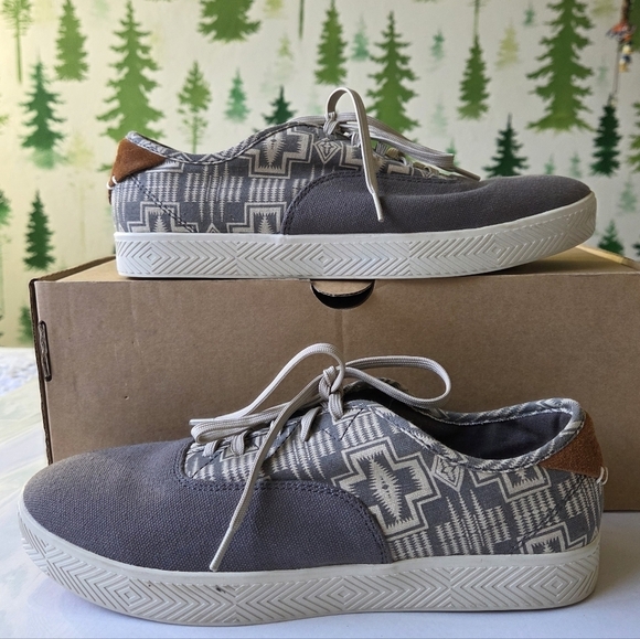 Pendleton Shoes - Gray Pendleton Cape Coral Canvas Sneakers
